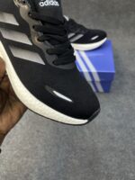 Imported premium quality sneakers - Image 4