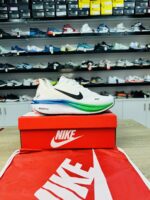 Nike Pegasus Plus 14 – view 2