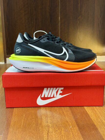 Nike Pegasus Plus 14 – view 1