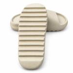 Yeezy Ys 01 beige slides – view 4